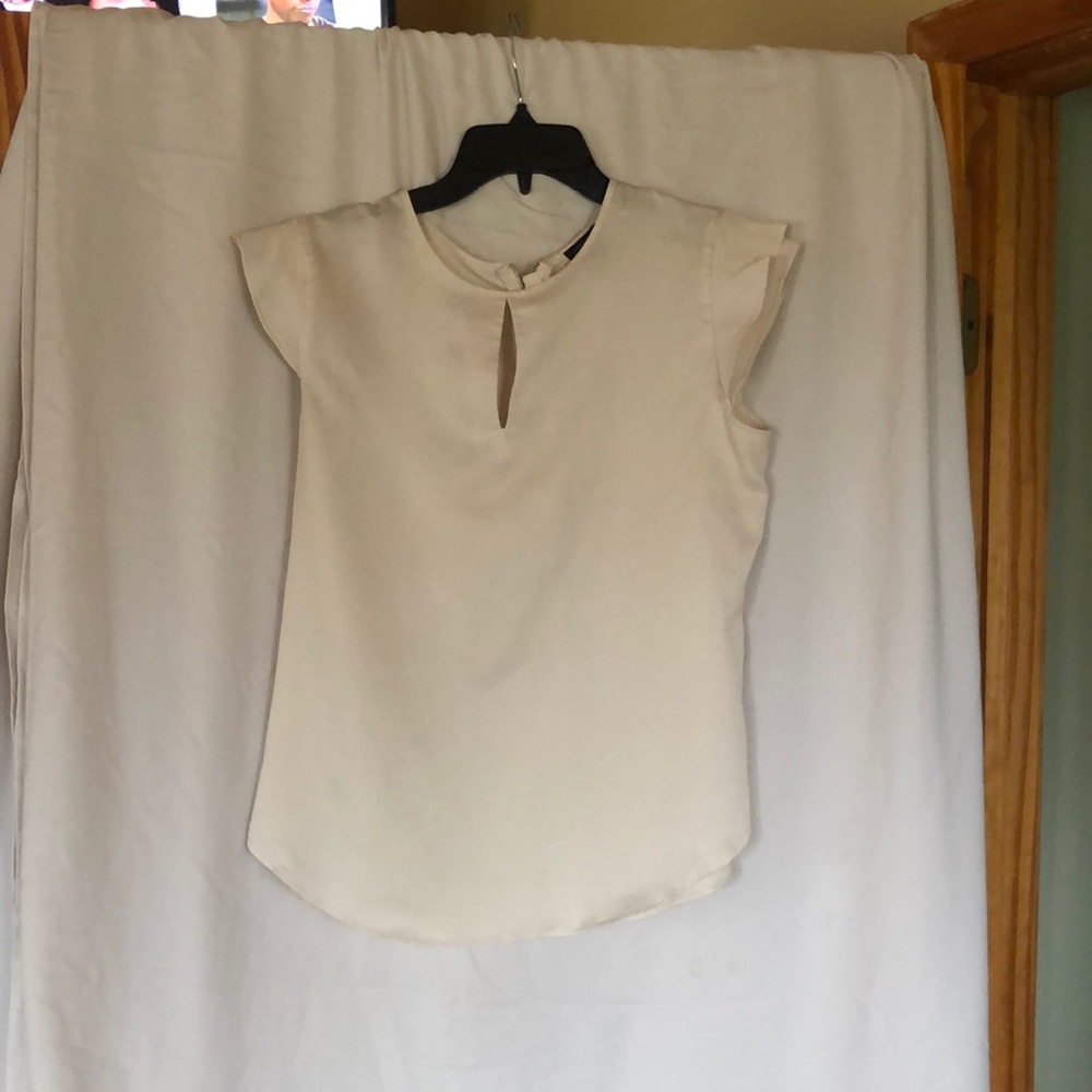 Cream short sleeve top